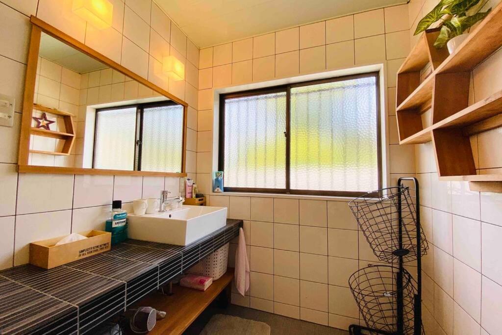 Vila 48坪！道後温泉付近駐車場有り清潔さと設備の充実さが高評価 大切な家族仲間と広々とくつろげます Macujama Exteriér fotografie